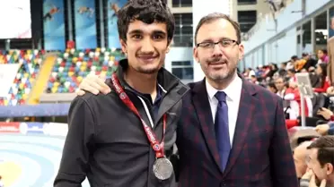 Vanlı atlet Türkiye ikincisi oldu