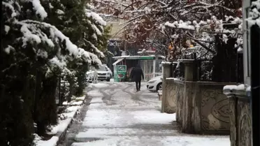 Bingöl'de kar etkili oldu, 92 köy yolu ulaşıma kapandı