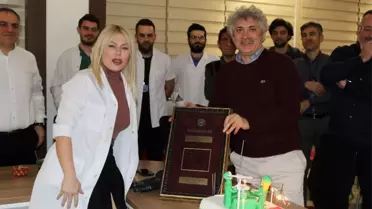 Ünlü Estetik ve Plastik Cerrah Özkan'a eşinden duygulandıran doğum günü
