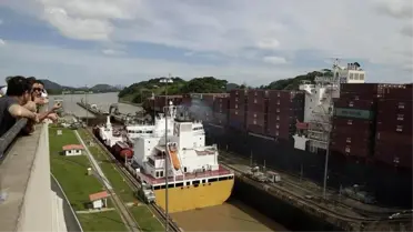 Panama Kanalı'nın devlete devredilişinin 20. yılı 'kuraklık gölgesinde' kutlandı