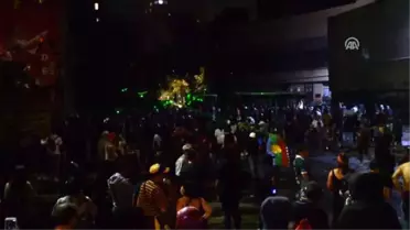 Şili'de hükümet karşıtı protestolar devam ediyor (2)