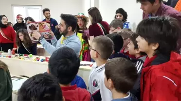 Üniversitelilerden kolej öğrencilerine eğitim