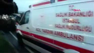 Güngören'de ağaç seyir halindeki aracın üzerine devrildi; sürücü yaralandı