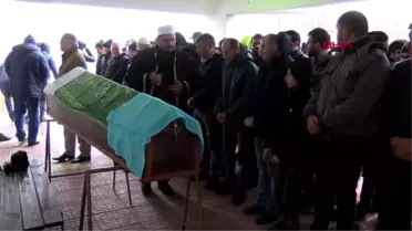 İkizler, iki yıl arayla 'beyaz cevher' hastalığından öldü
