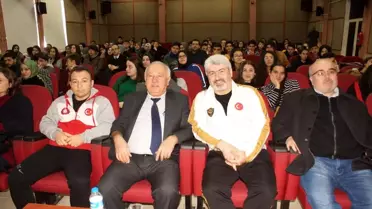 Çubuk'ta 'Zoru Başaranlar Kariyer Günleri' düzenlendi