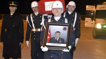 Ağrı'da şehit olan askerin cenazesi baba ocağına uğurlandı