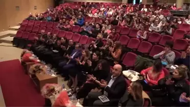 Arnavutluk'taki depremzedelere 'senfonik' destek