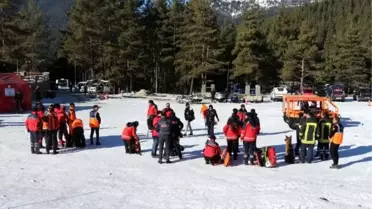 Ilgaz Yıldıztepe Kayak Merkezi'nde kurtarma tatbikatı