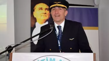 Türkiye'nin ilk 100 pilotundan Pilot Serdar Can öğrencileri bilgilendirdi