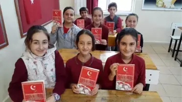 Tekirdağ'da minik öğrenciler 'Vatan Sevgisi' adıyla kitap yazdı