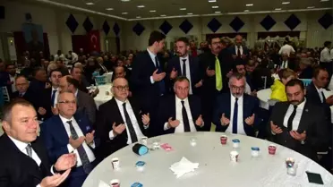 Manisa'daki MHP kadroları vefa yemeğinde buluştu