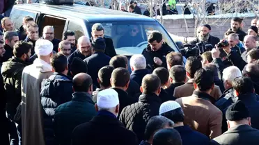 İçişleri Bakanı Soylu Abdülkerim Çevik'in ailesine taziye ziyaretinde bulundu