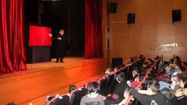 Çankayalı çocuklar Karagöz'le buluştu