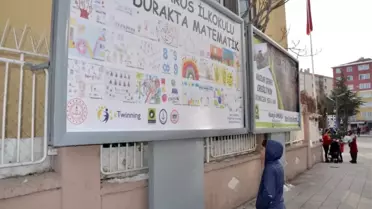 Ereğli Belediyesi durakları ve billboardları matematikle süsledi