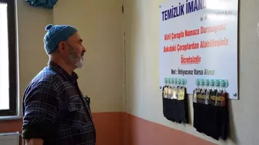 Okulda başlayan 'askıda çorap' uygulaması ilçeye yayıldı