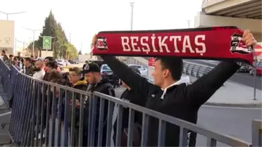 Spor beşiktaş'ın izmir'e gelişinde karius'a tepki