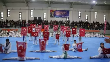 Başakşehirli tekvandocular kuşak atladı