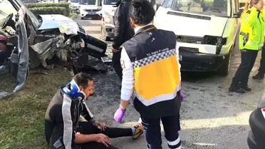 Ordu'da hafif ticari araç ile kamyonet çarpıştı: 5 yaralı