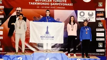KAEÜ'si öğrencileri, Taekwondo Şampiyonasından Madalyalarla Döndü