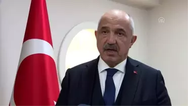 Prof. Dr. Mustafa Ilıcalı: 'Boğazda artan gemi sayısı her türlü zarardır'