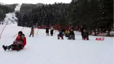 Yıldıztepe Kayak Merkezi'nde tatil yoğunluğu