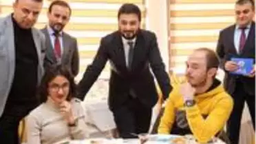 Başkan Öztekin üniversitelileri misafir etti