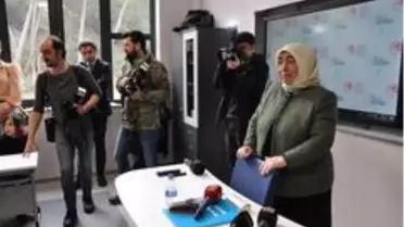Binali Yıldırım ve eşi Semiha Yıldırım okul açılışında gözyaşı döktü