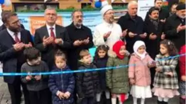 Diyanet İşleri Başkanı Erbaş, Üsküdar'da Kur'an Kursu açılışına katıldı