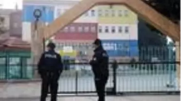 Soyadı ile dalga geçen arkadaşını bıçakladı