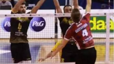 Voleybol: AXA Sigorta Efeler Ligi