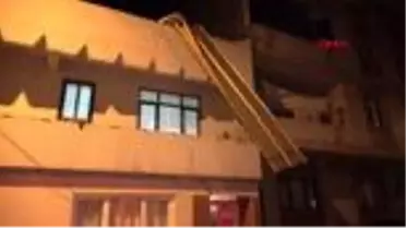 Bursa'da şiddetli rüzgar fabrika'nın çatısını uçurdu