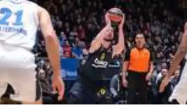 Fenerbahçe Beko, Zenit'i 73-68 yendi! İşte maçın özeti