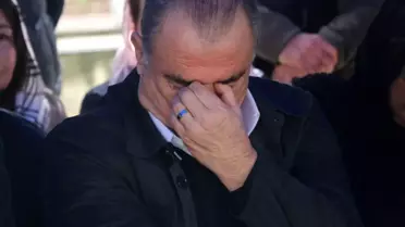 Babası Talat Terim'in ölüm yıl dönümünde, Fatih Terim ve annesi gözyaşlarını tutamadı