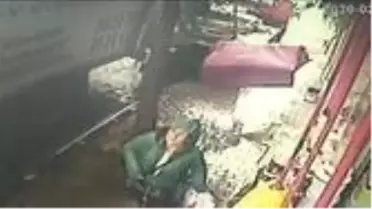 İzmir'de bir kadın ölümden böyle kurtuldu