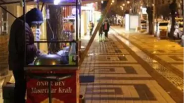 Engelli genç mısır satarak ailesini geçindiriyor