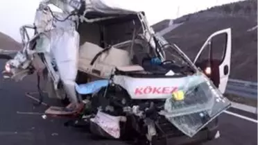 Manisa'da trafik kazası: 1 ölü, 1 yaralı