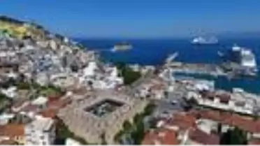 Kuşadası'nda Sevgililer Günü bereketi