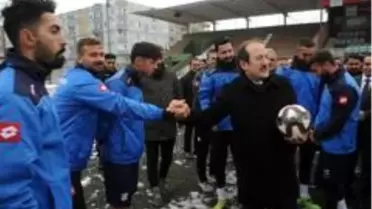 Ligden çekilme kararı alan Cizrespor'a Şırnak Valisi Pehlivan sahip çıktı