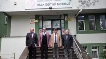 Sandıklı Kaymakamı Tortop'dan kursiyerlere ziyaret