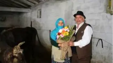 42 yıllık eşine ahırda Sevgililer Günü sürprizi