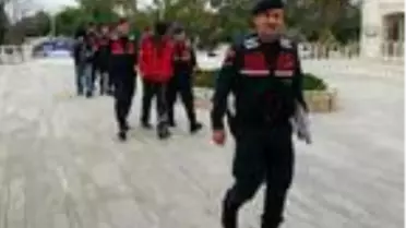 Piyasa değeri 1 milyon lira olan 497 kilo kaçak gri civa alışverişine 8 gözaltı (2)