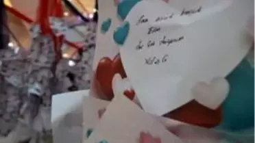 Sevdikleri için 20 bin not astılar
