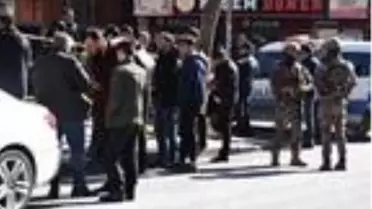 (Bahçelievler'de silahlı kavga: 1'i ağır 3 yaralı