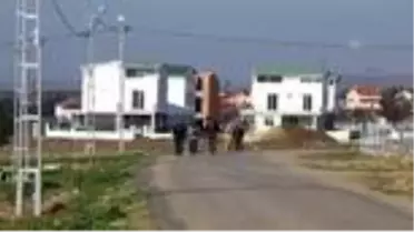 Fransız 3 genç yürüyerek Mekke, Kudüs ve İstanbul'a gidiyor