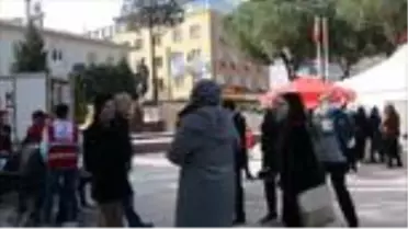 İlayda için Soma'da 'Köklerinde İyilik Var' bağış etkinliği düzenlendi
