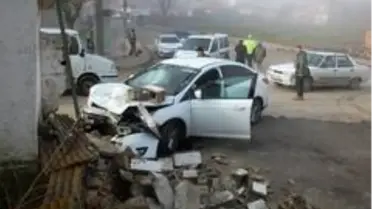 Otomobili sollarken eve daldı