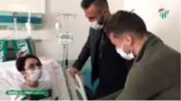 Bursasporlu futbolculardan anlamlı ziyaret 