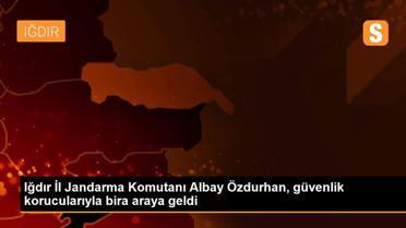 Iğdır İl Jandarma Komutanı Albay Özdurhan, güvenlik korucularıyla bira araya geldi