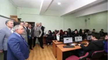 Sakarya Valisi Nayir'den vakıf ve okul ziyareti