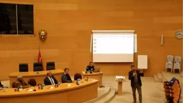 Akhisar'da toplu taşıma şoförlerine eğitim verildi